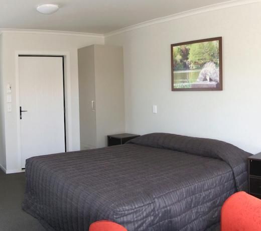 Brooklyn Motor Lodge