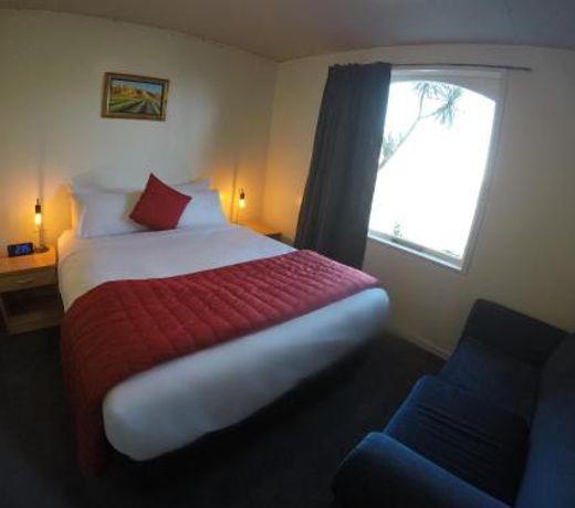 Colonial Village Motel
