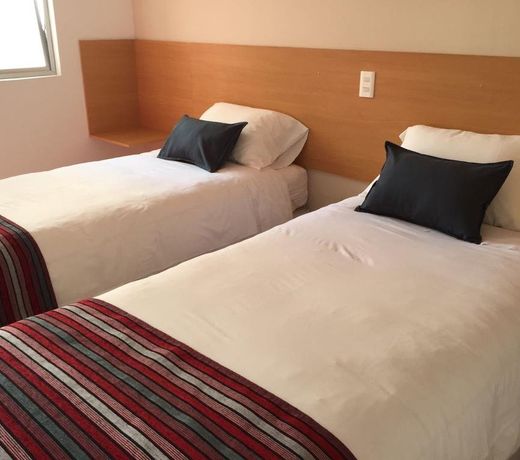 Check In Hotel
