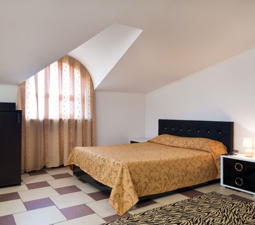 Frant Hotel