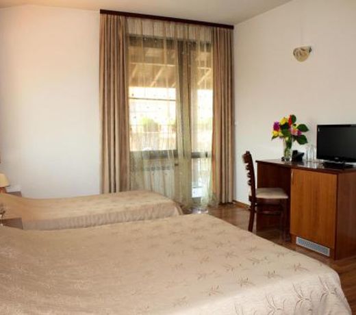 Bizev Hotel