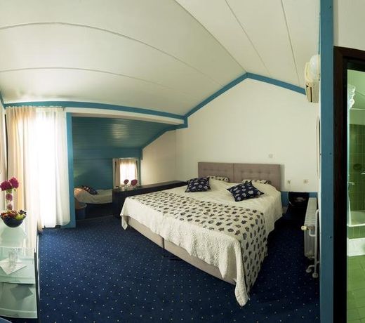 Hotel Stomorin-Marina Hramina
