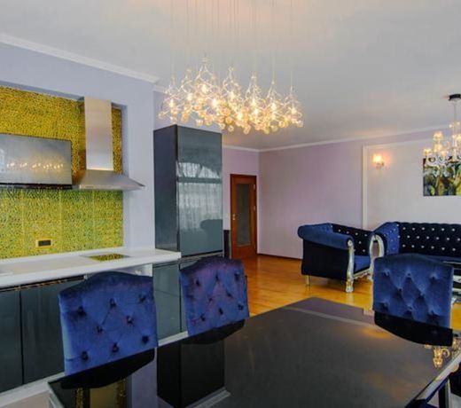 Purple Star Apartments