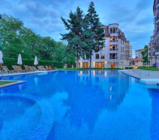 Purple Star Apartments