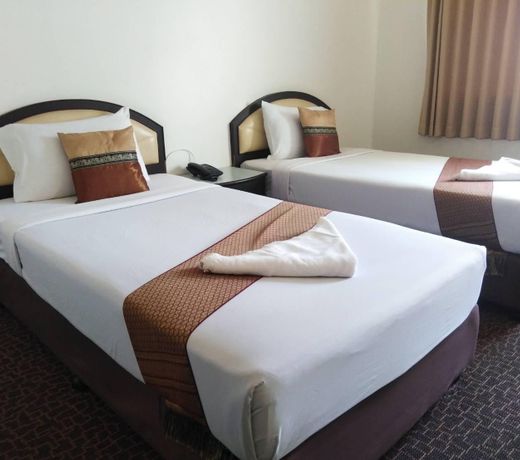 Merlin Grand Hotel