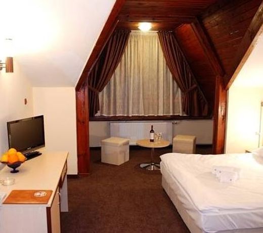 Hotel Rodina
