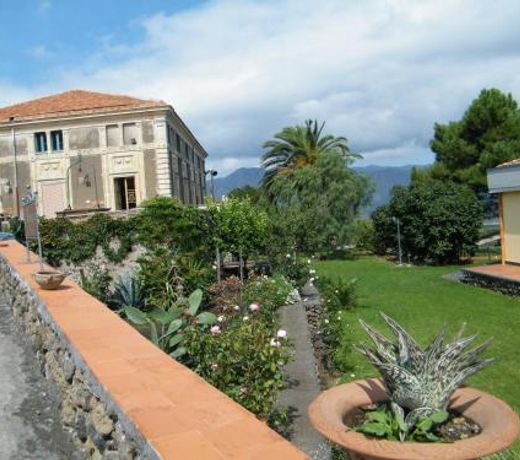Etna Wine Azienda Agrituristica