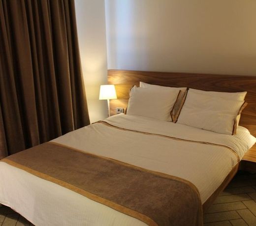 L'onde Business Suites