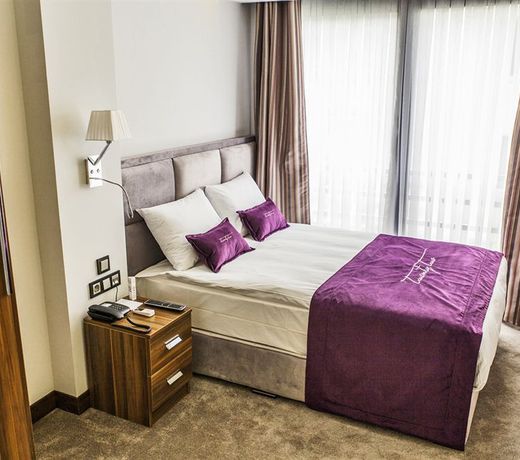 The22 Hotel