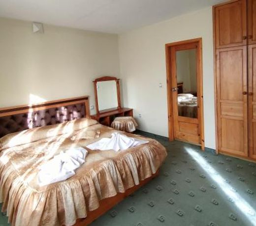 Guest Rooms Grachenovi