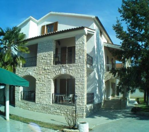 B&B Moderno