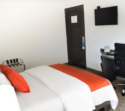 Comfort Inn Queretaro