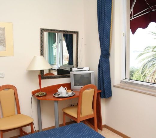 Boutique & Beach Hotel Villa Wolff