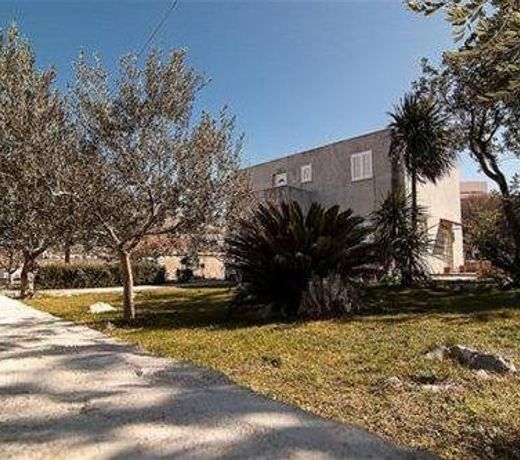 Private Accommodation Carevic