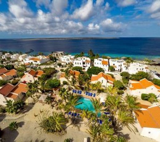 Hamlet Oasis Resort