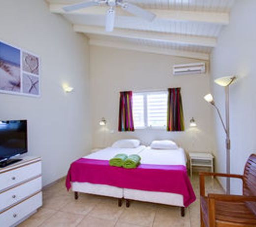 Hamlet Oasis Resort