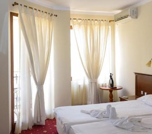 Villa Maria Revas