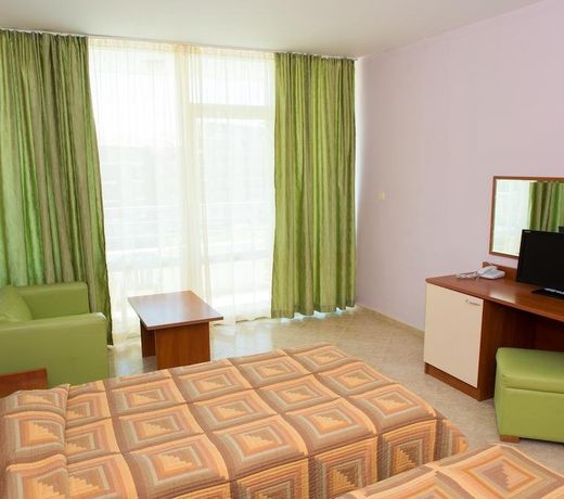 Ivana Palace Hotel - Free Parking