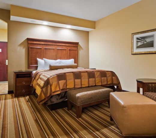 Best Western Premier KC Speedway Inn & Suites