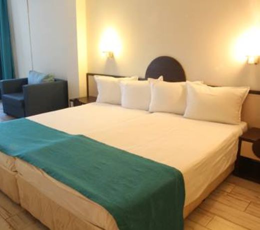Smartline Meridian Hotel