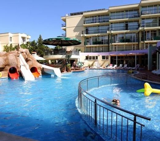 Sunny Day Club Hotel