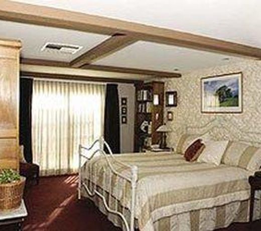 MARICOPA MANOR B&B INN
