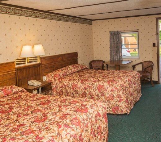 Dutch Treat Motel