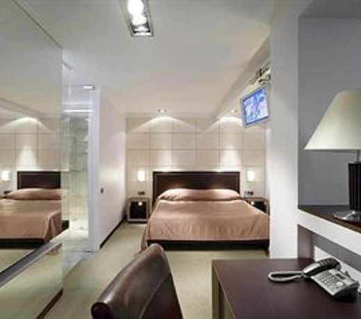Cosmopolit Premier Art Hotel