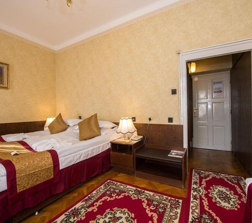 Hotel Tisza és Thermálfürdő