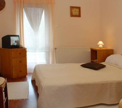 ROSINANTE COUNTRY INN