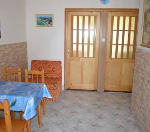 Mediteran Fedett Medences Apartmanhaz