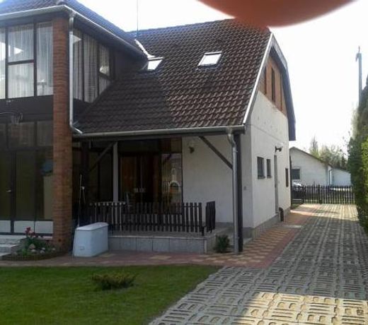 Marika Apartment with Pool