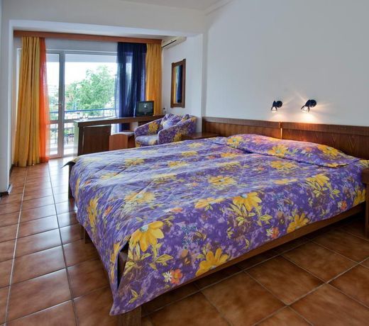 Regina Hotel