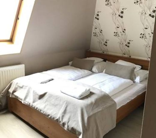 Hotel Continent Szálloda és Étterem