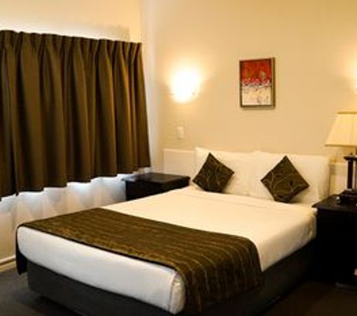 Alpers Lodge & Conference Centre