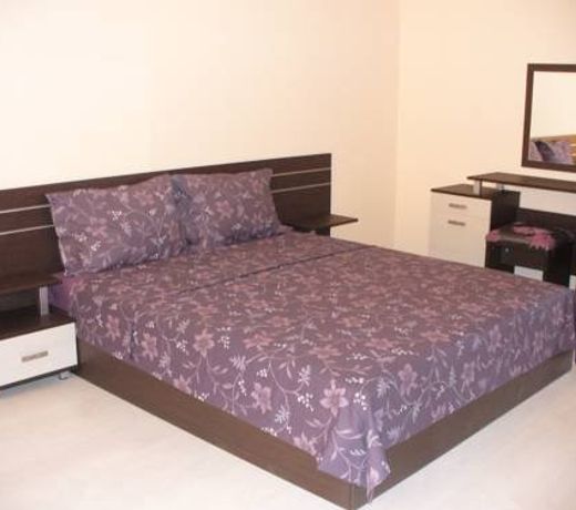 Rose Garden Omax Apartments