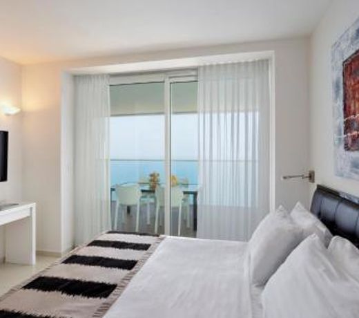Island Luxurious Suites Hotel and Spa- By Saida Hotels