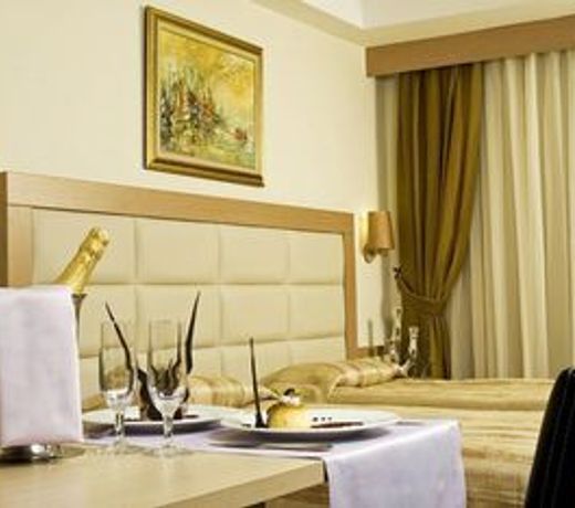 Fore Resort & Spa