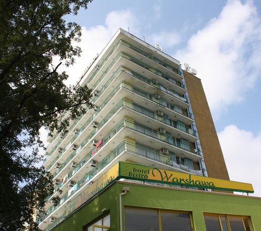 Sunny Varshava Hotel