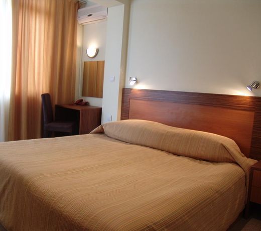 Strandzha Hotel - Free Parking