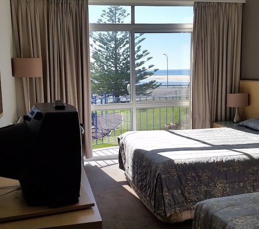Scamander Beach Resort