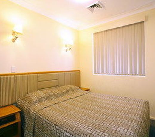 Maclin Lodge Motel