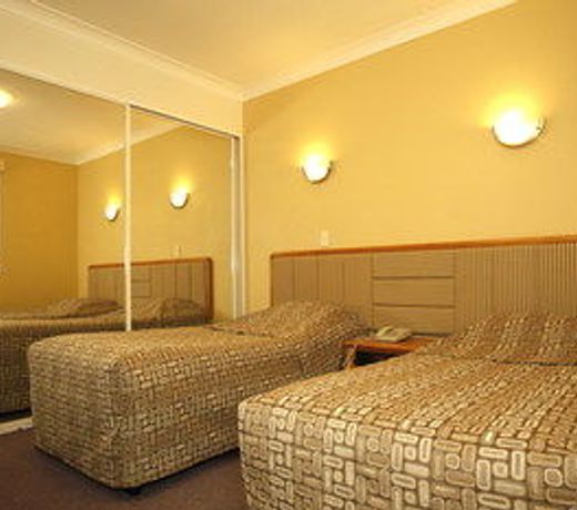 Maclin Lodge Motel