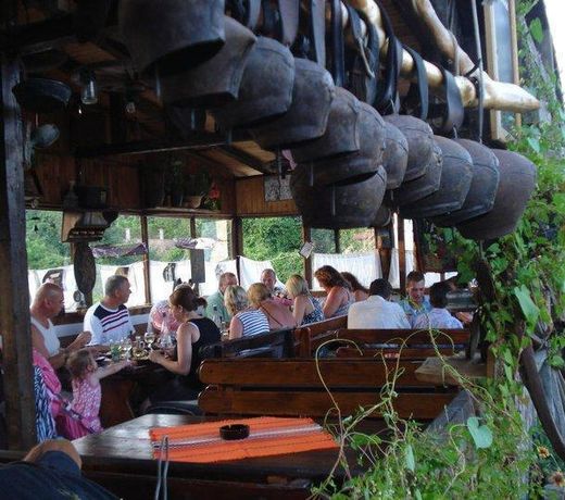 GUEST HOUSE RUSINOV