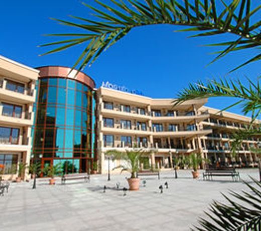 GRIFID Moko Beach - 24 Hours Ultra All Inclusive & Private Beach