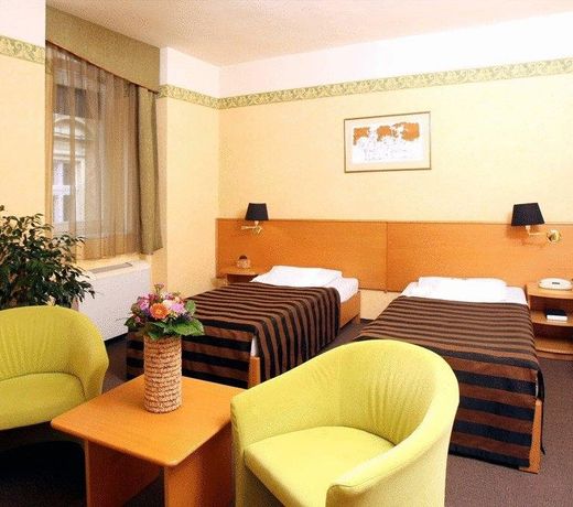 SZENT JÁNOS HOTEL