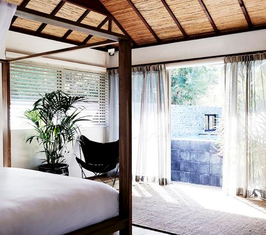The Villas of Byron