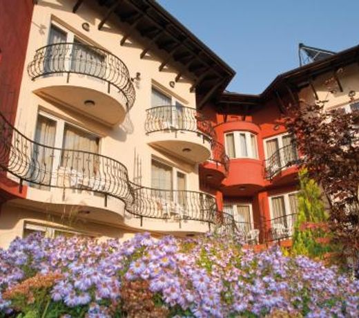 Szőnyi Garden Hotel Pest