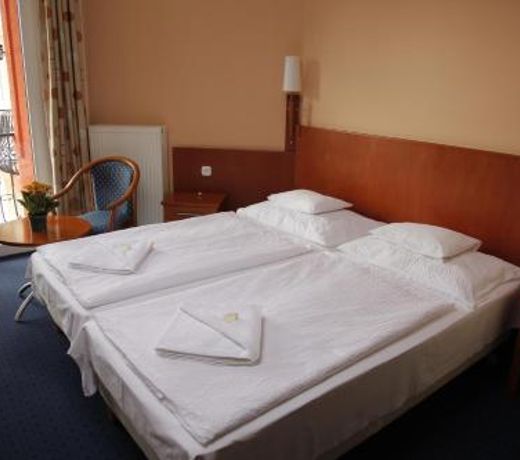 Szőnyi Garden Hotel Pest