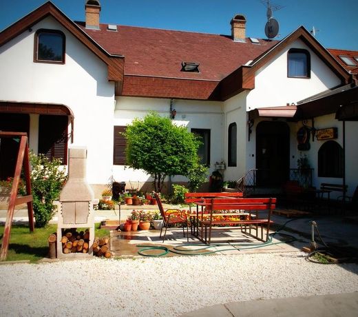 Hotel Palota
